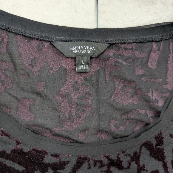 Vera Wang Women's Purple Velvet Burnout Long Sleeve Top Blouse Size Large - Picture 3 of 8